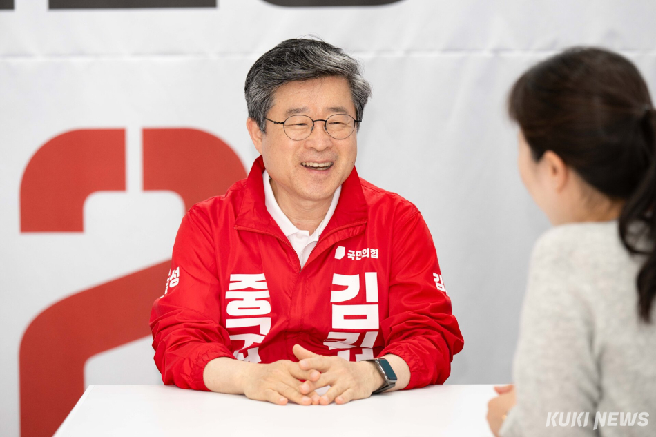 김길성 국민의힘 중구청장 후보가 14일 서울 신당동 선거사무소에서 쿠키뉴스와 인터뷰하고 있다. 임은재 기자