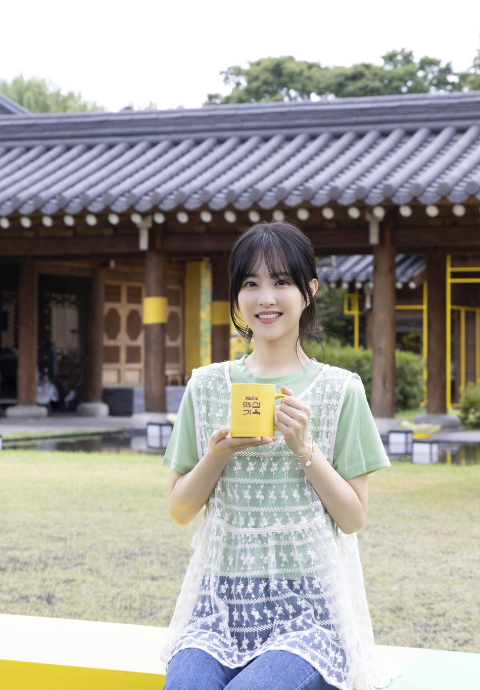 맥심가옥 팝업스토어. 맥심 모카골드 모델 박보영. 동서식품 제공.