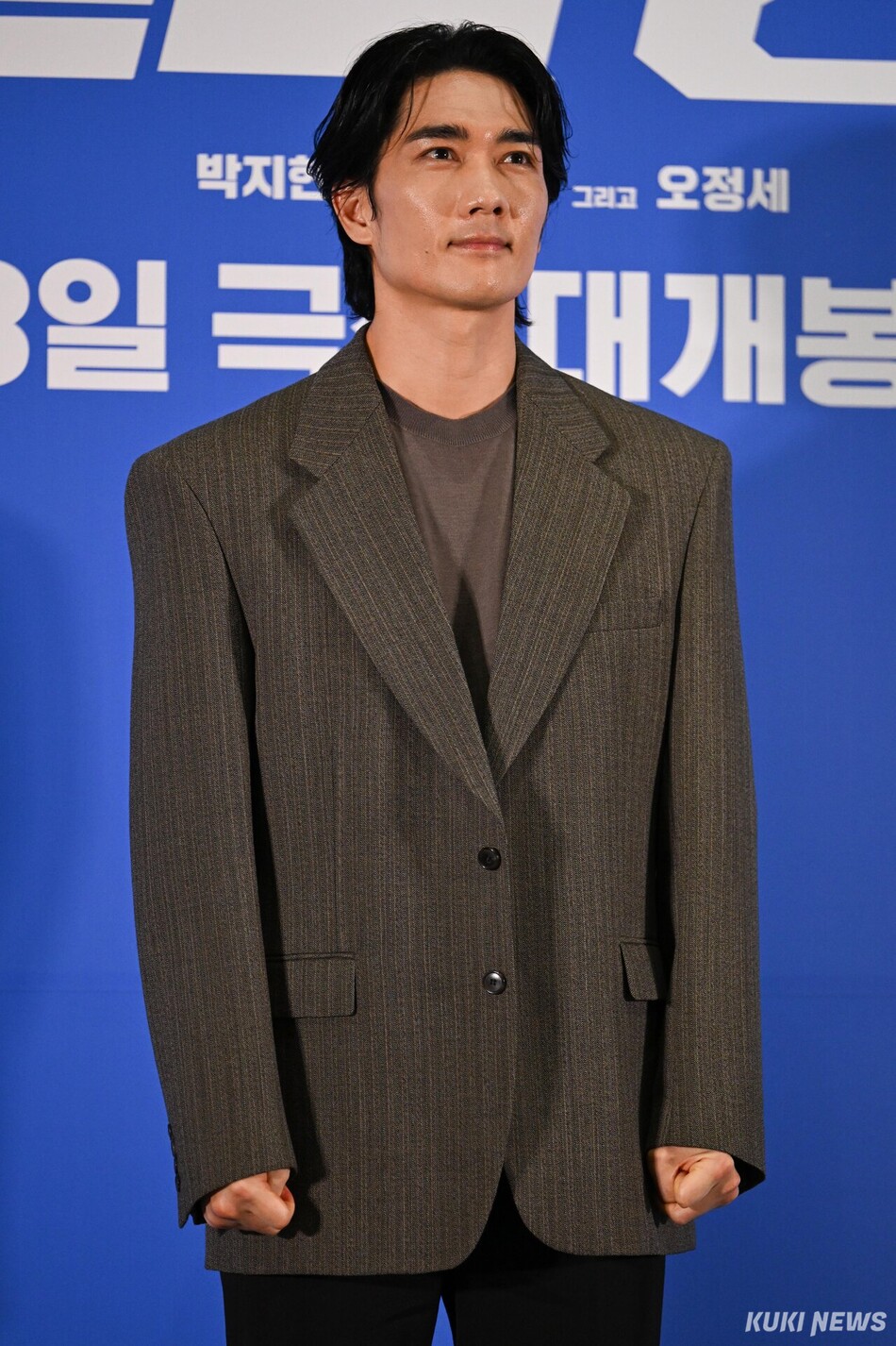 영화 ‘와일드 씽’ 언론배급시사회가 18일 오후 서울 롯데시네마 월드타워점에서 진행되는 가운데 배우 엄태구가 포즈를 취하고 있다.