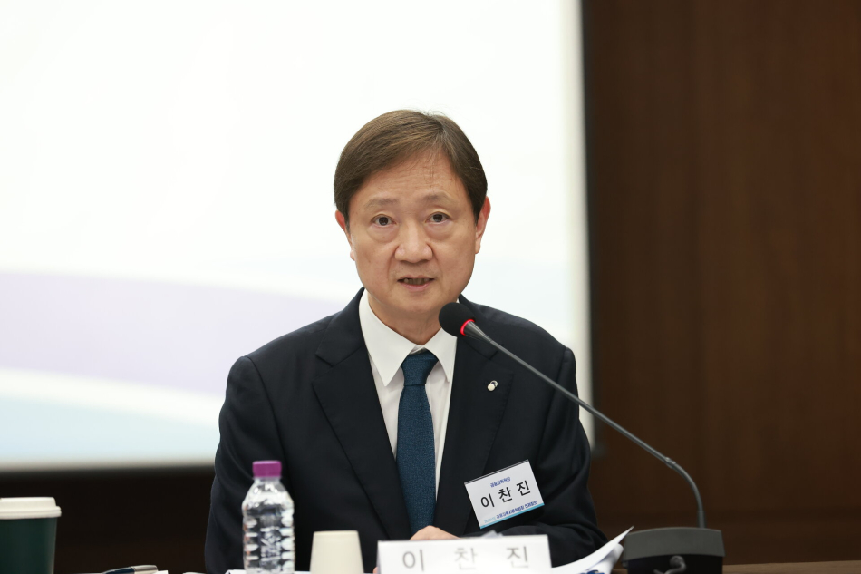 이찬진 금융감독원장이 15일 은행연합회에서 열린 에서 발언하고 있다. 연합뉴스