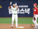 뜨거운 눈물 흘린 김웅빈, 마수걸이 ‘끝내기 홈런’…키움, SSG에 7-6 역전승