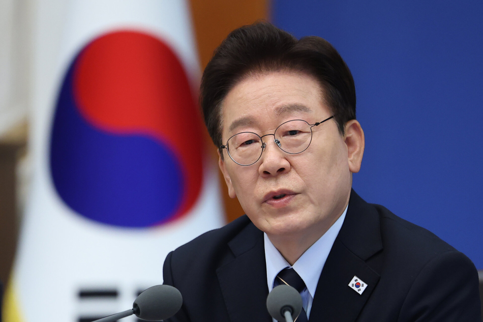 이재명 대통령이 20일 청와대에서 열린 국무회의 겸 비상경제점검회의에서 발언하고 있다. 연합뉴스
