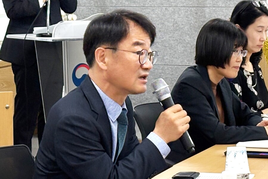 21일 한국지식재산센터에서 열린 ‘디자인 정책 간담회’에서 발언하는 정연우 지식재산처 차장. 지식재산처