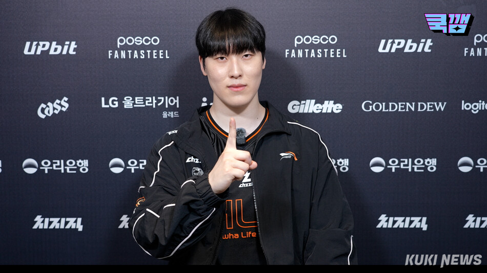 ‘제카’ 김건우가 21일 서울 종로구 롤파크 LCK 아레나에서 쿠키뉴스와 인터뷰하고 있다. 쿠키뉴스 쿡깸