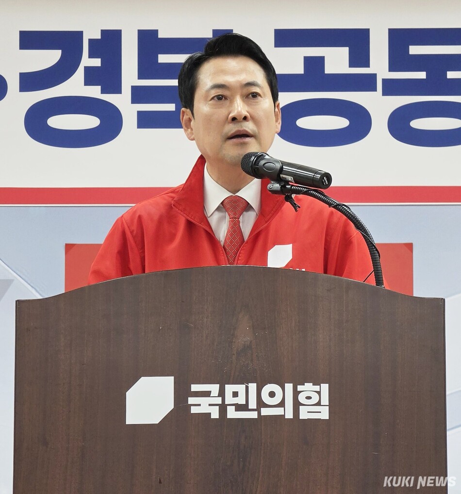 국민의힘 장동혁 대표가 25일 대구시당에서 열린 ‘대구·경북 공동 비전선포식’에서 원팀 압승을 강조하고 있다. 최태욱 기자