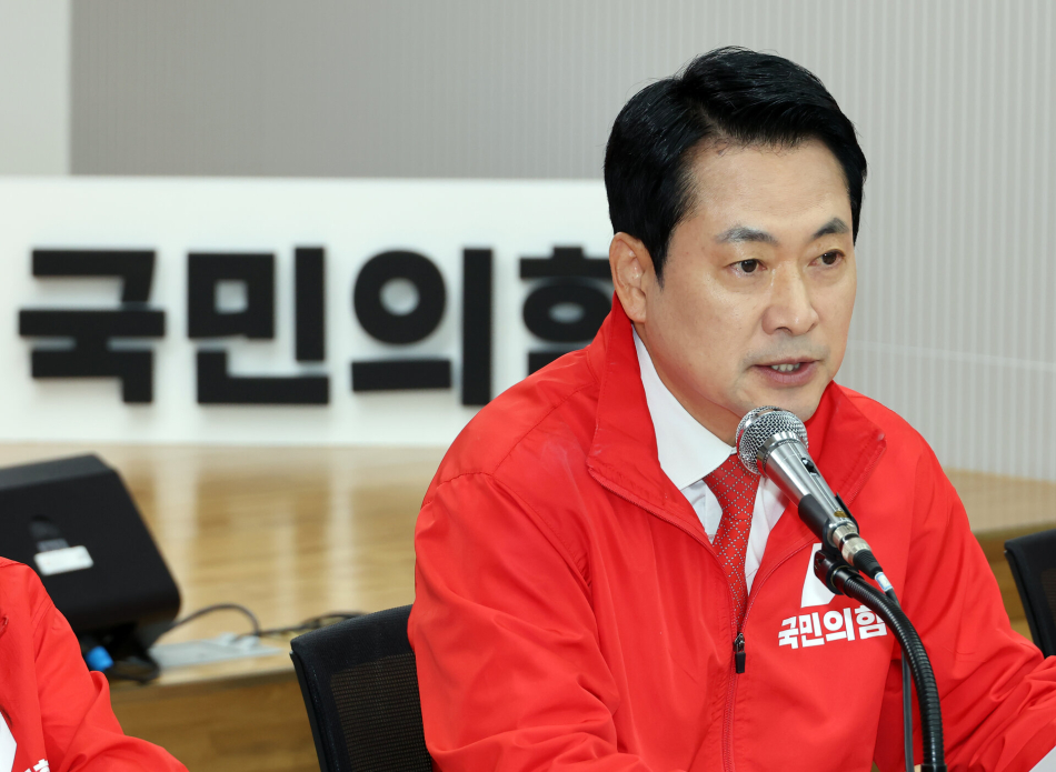 장동혁 국민의힘 상임선대위원장이 25일 서울 여의도 당사에서 열린 중앙선거대책위원회의에서 발언하고 있다. 연합뉴스