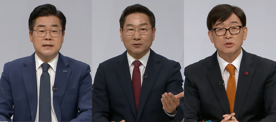 6·3 지방선거 인천시장 후보 3인이 26일 서울 마포구 상암동 MBC 스튜디오에서 열린 제9회 전국동시지방선거 인천시장선거 후보자토론회에서 발언하고 있다. 왼쪽부터 더불어민주당 박찬대, 국민의힘 유정복, 개혁신당 이기붕 후보. 중앙선거방송토론위원회 유튜브 갈무리