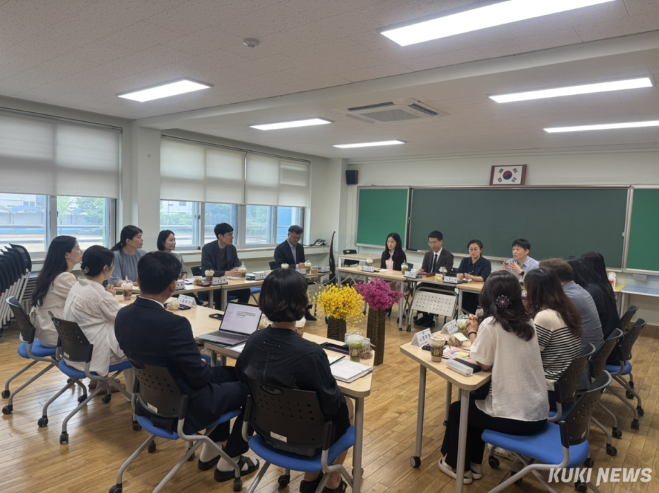 충남교육청은 27일 온양중앙초등학교에서 교육부 주관으로 이주배경학생·특수교육대상학생 현장 전문가협의회를 개최했다.