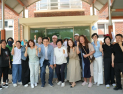 이남호 전북교육감 후보, 익산서 가족들과 사전투표