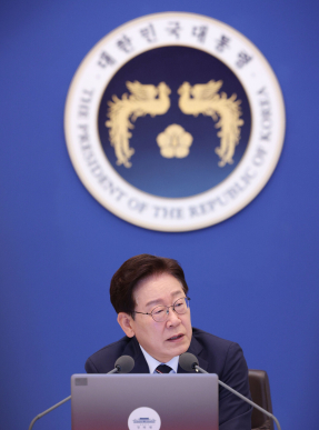 이재명 정부 1년, 코스피 새 역사 썼다…시장 저변 확대 숙제