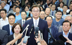 전재수, 박형준 꺾고 부산시장 당선…민주당 8년 만에 탈환 [6·3 지선]