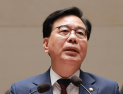 송언석, 눈물의 원내대표직 사임 “우리 당 새출발 필요해”