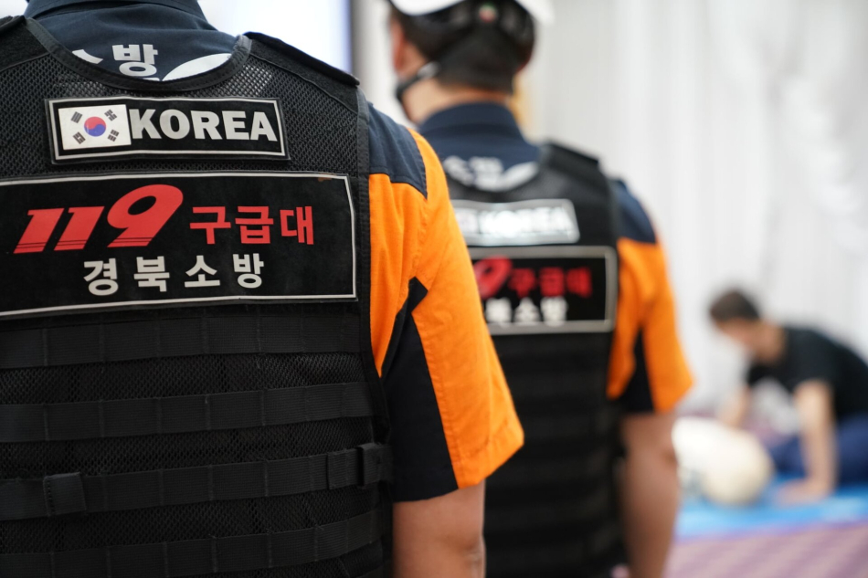 6일 오전 10시47분쯤 구미시 선산읍 한 건물 외벽에서 현수막 철거 작업을 하던 70대 남성이 7m 아래로 떨어져 목숨을 잃었다. (사진은 이 기사와 직접적인 관련이 없음) 출처=경북소방본부 페이스북
