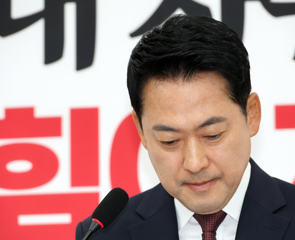 장동혁 국민의힘 대표가 7일 국회에서 6·3 지방선거에서 불거진 투표용지 부족 사태와 관련한 기자회견을 열고 있다. 연합뉴스