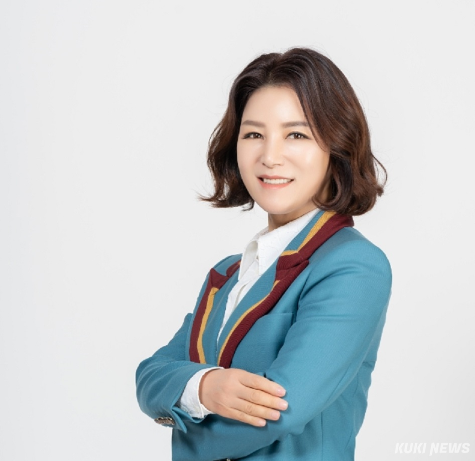 전정희(소설가·방송인)