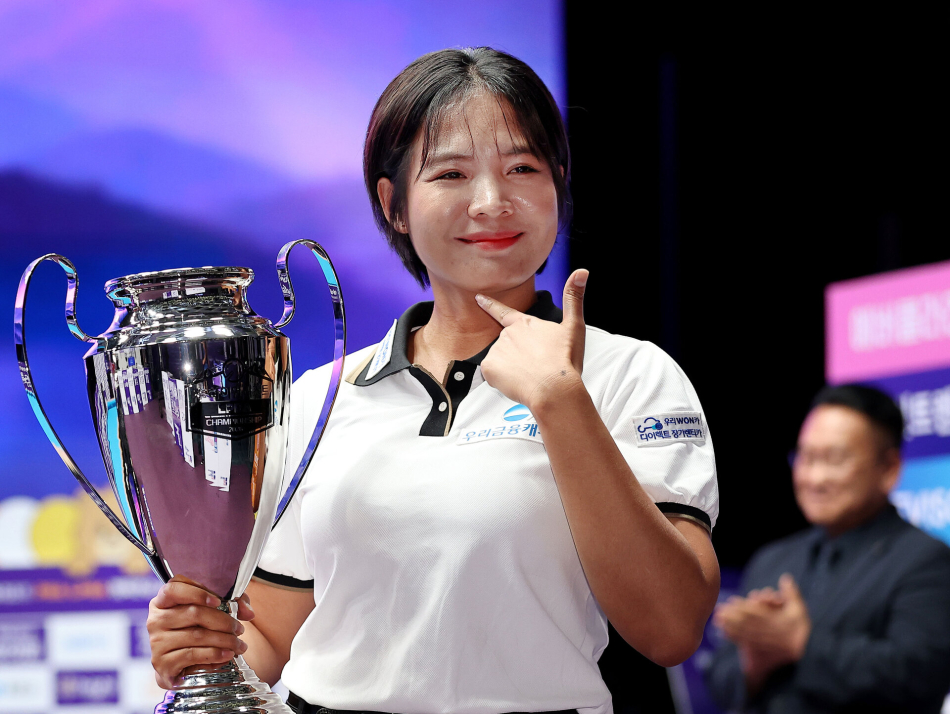 ‘캄보디아 특급’ 스롱 피아비가 ‘당구 여제’ 김가영을 꺾고 LPBA 통산 10승 고지에 올랐다. PBA 제공