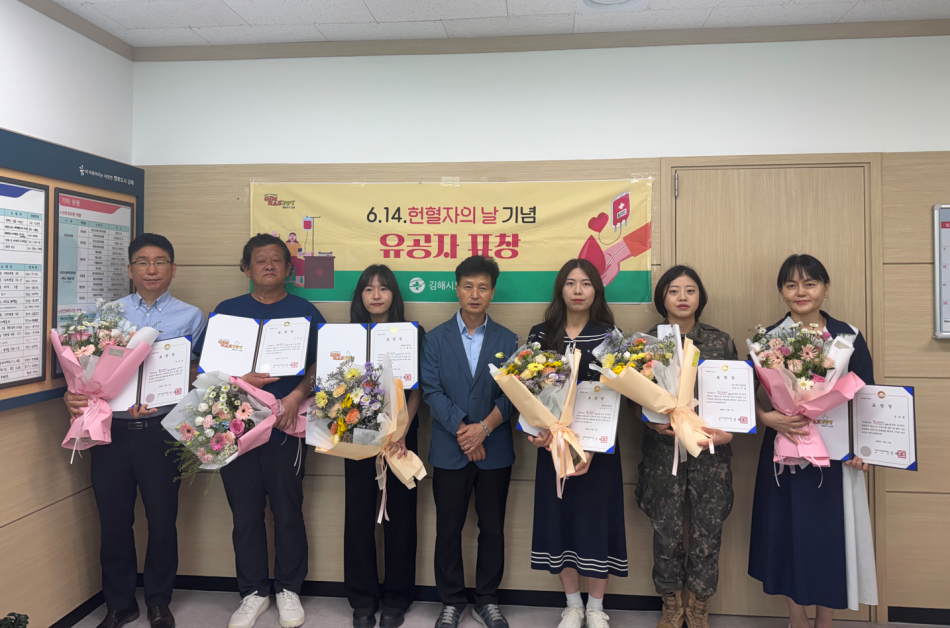 사진 왼쪽부터 하중찬, 심상오, 조예원, 박지수, 이지원, 송대현 대리수상자다.