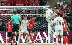 불안했던 수비진, 결국 실점 허용…대한민국, 체코에 0-1 [북중미 월드컵]