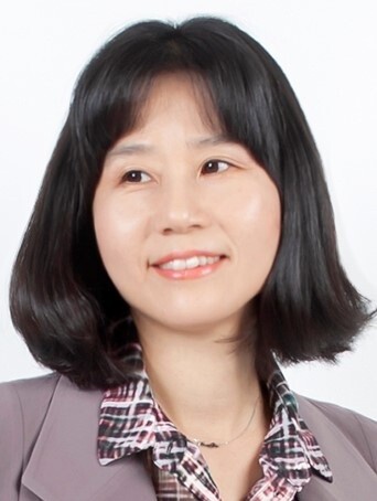 남진 음악 평론가 및 작곡가.