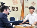 ‘이세돌 제자’ 신민준, 왕싱하오 꺾고 LG배 연속 우승에 단 1승…30년 징크스 깨질까 [바둑]