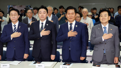 李대통령 “26년 전처럼 남북 대화 위해 최선”…6·15 정신 되새겨 [쿠키포토]