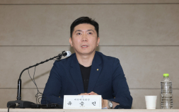 잠실 시위대 강경 대응 예고한 유승민 대한체육회장…“책임 묻겠다…공권력 행사 요청”