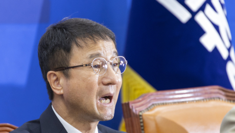 한병도 “법사위는 민주당 몫…국힘 경제 상임위 회수 검토” 경고