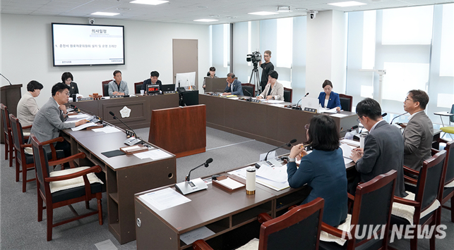 16일 열린 춘천시의회 제349회 임시회에서 기획행정위원회가 춘천시 원로자문위원회 설치 및 운영 조례안을 가결했다.