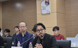 “환자 데이터, AI 시대 ‘금광’…데이터 주도권 골든타임 6개월도 안 남아”