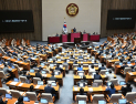 법사위서 막힌 원 구성…여야 첫 회동도 26분 만에 파행