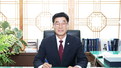 김일만 포항시의회 의장 ‘퇴임’…12년 의정활동 ‘마무리’