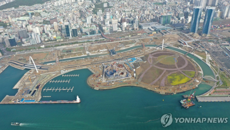 북항 돔구장 ‘첫 단추’ 끼운 항만공사법 통과…기대와 과제는