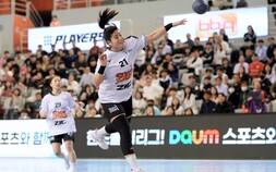 한국 vs 일본 핸드볼 최강팀 가린다…여수에서 인천도시공사·SK슈가글라이더즈 출격 [H리그]