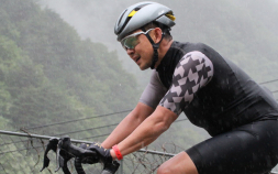 ‘설악그란폰도’ 성료…105km 빗속을 뚫고 힘찬 라이딩