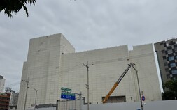 ‘돈 벌 땐 주인, 위기 땐 투자자?’…홈플러스가 드러낸 PEF 책임 논쟁