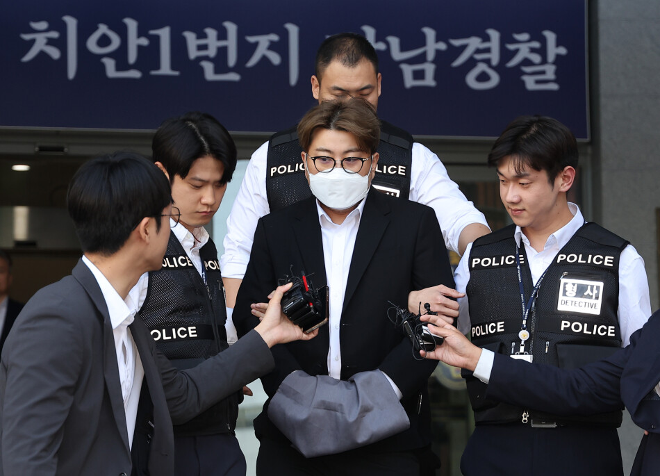 음주운전 뺑소니 사고로 복역 중인 가수 김호중. 연합뉴스