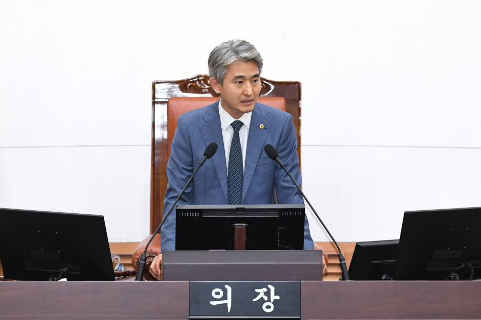 김인제 서울시의회 부의장. 서울시의회