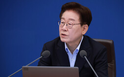 청년미래적금 첫날 19.6만명 몰렸다…李 “추가 예산 편성해서라도 모두 가입”