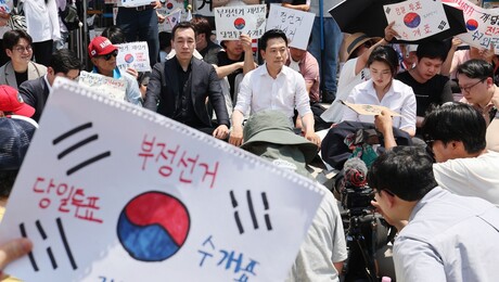 폐지냐, 개선이냐…흔들리는 사전투표제