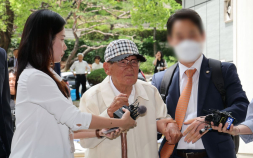 ‘국힘가입 압력’ 95세 이만희 신천지 총회장 구속…“증거 인멸 염려 있다”