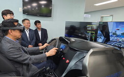 [포토] 운전면허시험장에 등장한 ‘VR 운전능력 진단시스템’
