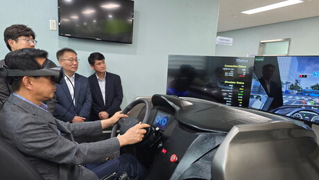 [포토] 운전면허시험장에 등장한 ‘VR 운전능력 진단시스템’
