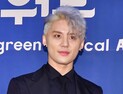 [단독] 김준수 앨범 프로듀서, 송캠프서 사기·절도 혐의…소속사는 방관