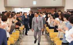 빛나는 성과 낸 홍태용 김해시장 ‘퇴임’