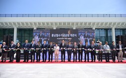 “사상 최대 피란민 구출”…거제시 흥남철수기념공원 문 열다