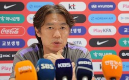 스페인, 우루과이 꺾었다…홍명보호 32강 심폐소생