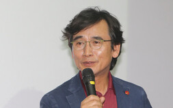 유시민 ‘재건축론’ 후폭풍…민주당서도 공개 반박