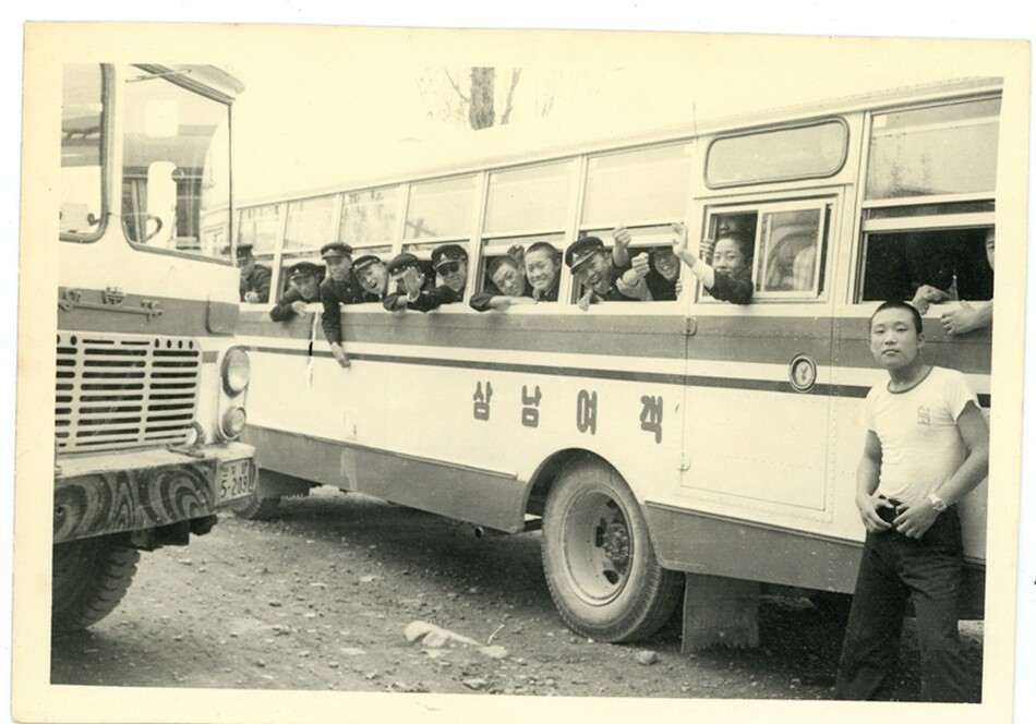 백강흠씨가 기증한 1970년대 전주삼남여객버스 사진 기록물 (사진=전주시)