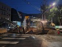 “쾅” 한밤 상수도관 파손…수성못오거리 출근길 교통 혼잡
