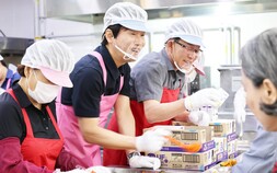 “발로 뛰고 밥도 푼다”…조현일 ‘현장 밀착 행정’ 눈길